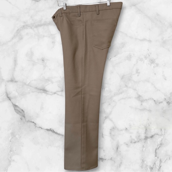 Vintage 1990s Levi's 517 Sta-Prest Khaki Polyester Pant 38 x 32 USA 10517-6122 - Picture 3 of 8